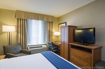 Holiday Inn Express Chelsea New York Ny